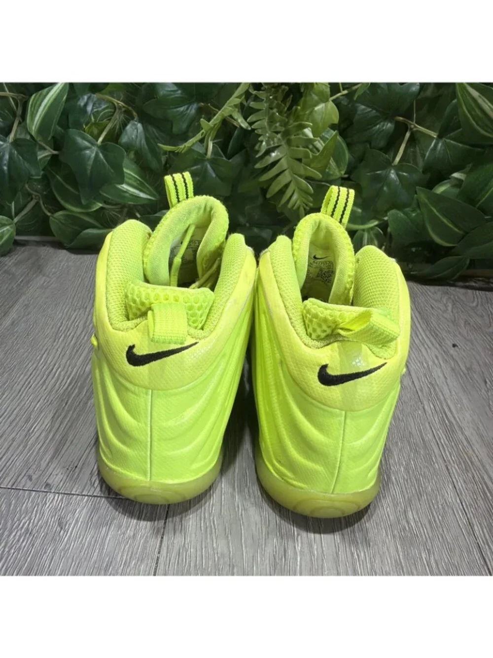 Nike Boys' Yellow High Top Sneakers US 1Y 843755-702